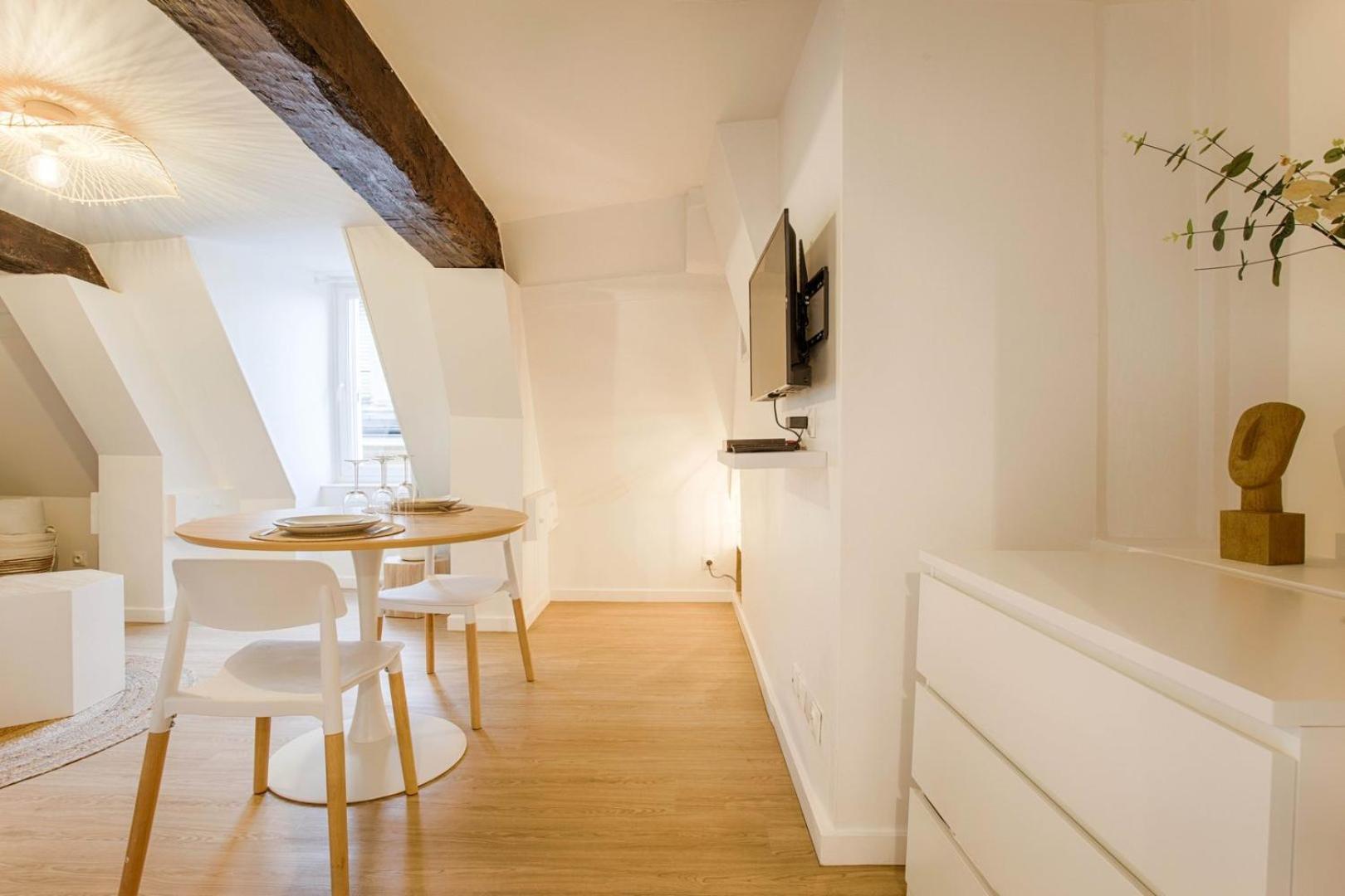 La Casa Amore — Joli Nid Douillet Place St-Sauveur Caen Buitenkant foto
